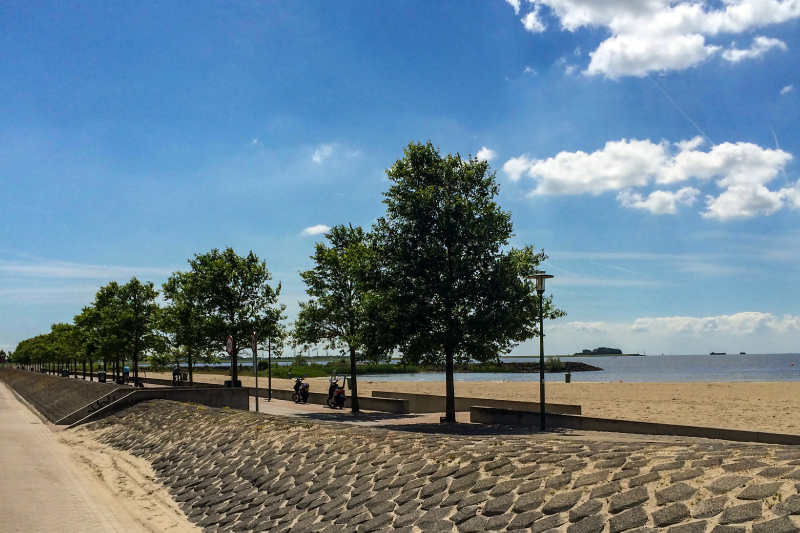 Jachthaven-Slump_lemmer_Strand_ijselmeer_Friesland_